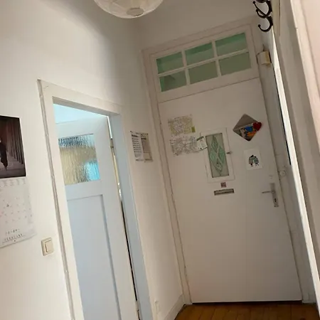 Minimalistic Bright 12min From Station Homestay